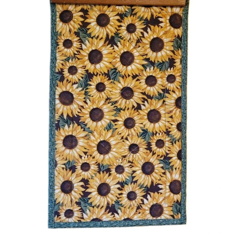 Homemade Table Runner Farm and Sunflower Pattern - 16